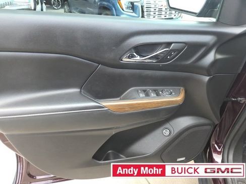 Used 2018 GMC Acadia SLE w/ Driver Alert Package I AWD/4WD image 28