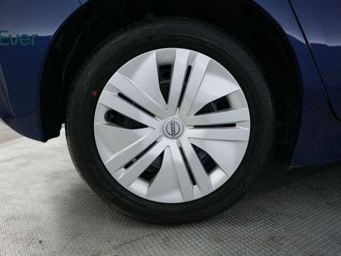 Used 2025 Nissan Leaf S FWD image 22