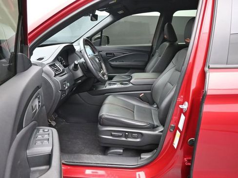 Used 2025 Honda Ridgeline TrailSport image 24
