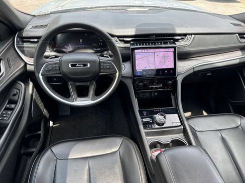 Used 2024 Jeep Grand Cherokee Limited 4xe AWD/4WD image 22