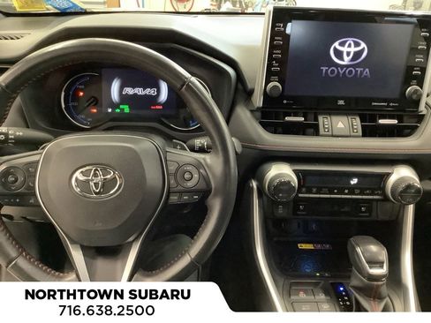 Used 2022 Toyota RAV4 XSE w/ Premium Package AWD/4WD image 3