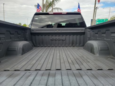 Used 2022 GMC Sierra 1500 AT4 image 29