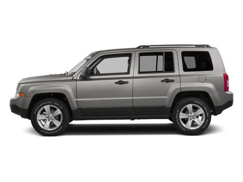Used 2014 Jeep Patriot Limited w/ Sun/Sound Group FWD image 6