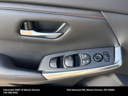 Used 2025 Nissan Sentra SR image 13