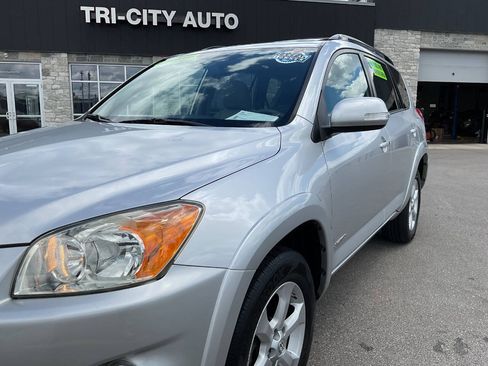 Used 2010 Toyota RAV4 Limited AWD/4WD image 2