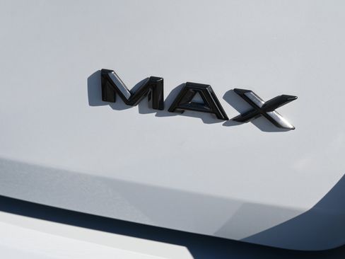 New 2026 Ford Expedition Max Platinum image 8