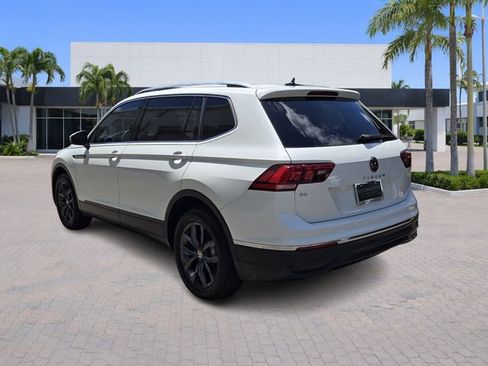 Used 2023 Volkswagen Tiguan SE FWD image 5