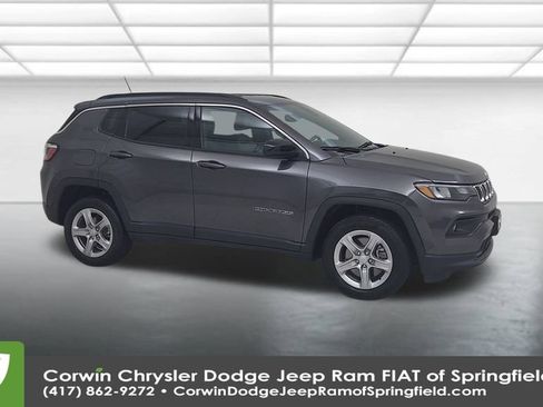 Certified 2024 Jeep Compass Latitude image 2
