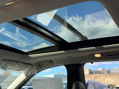 New 2026 INFINITI QX60 Luxe w/ Cargo Package image 22