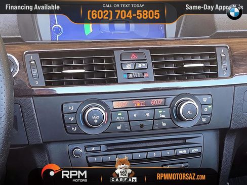 Used 2012 BMW 335i Convertible image 16