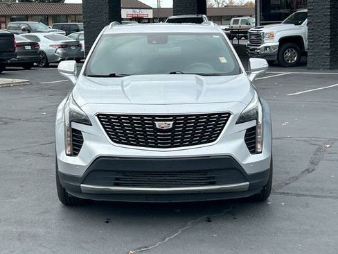 Used 2022 Cadillac XT4 Premium Luxury w/ Safety Alert Package AWD/4WD image 10