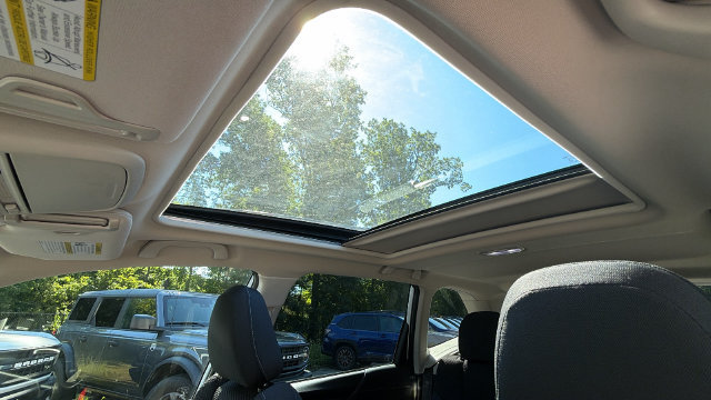 Certified 2022 Subaru Forester Premium AWD/4WD image 37