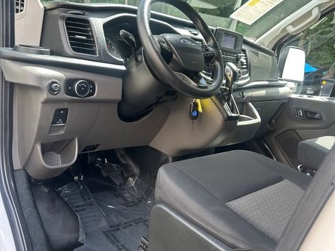 Used 2025 Ford Transit 250 Low Roof w/ Exterior Upgrade Package RWD image 10