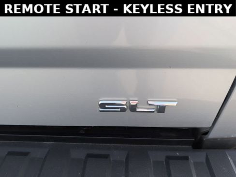 Used 2017 GMC Sierra 1500 SLT w/ SLT Premium Package image 4