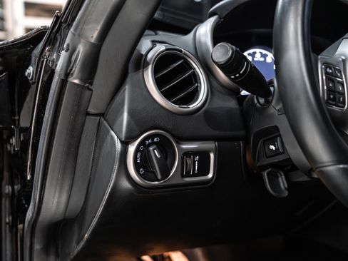 Used 2014 SRT Viper GTS w/ GTS Laguna Interior Package image 8