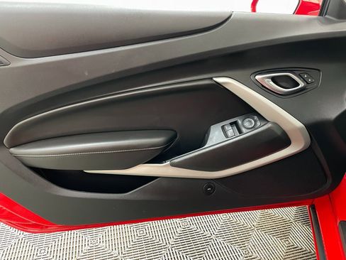 Certified 2018 Chevrolet Camaro LT w/ RS Package image 19