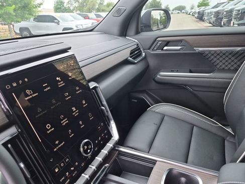 New 2026 GMC Acadia Denali AWD/4WD image 26