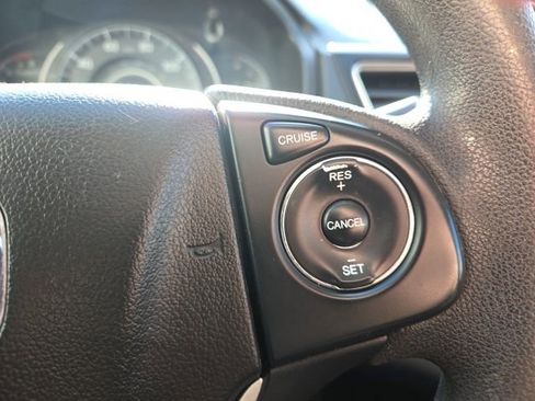 Used 2016 Honda CR-V EX image 17