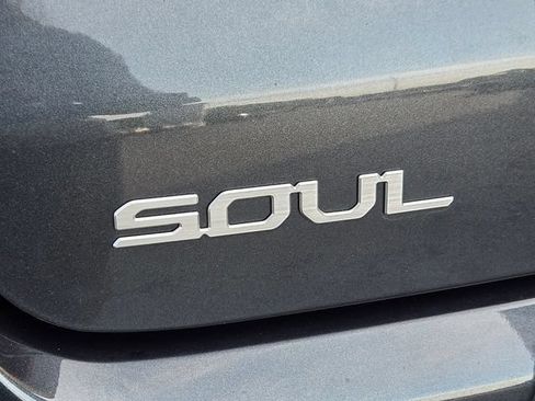 Used 2024 Kia Soul GT-Line FWD image 17