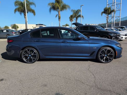 Used 2023 BMW 530e w/ M Sport Package image 11