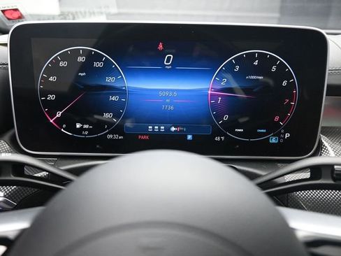 Used 2025 Mercedes-Benz C 300 Sedan image 10
