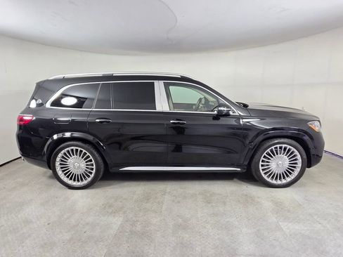 Certified 2025 Mercedes-Benz Maybach GLS 600 4MATIC image 3