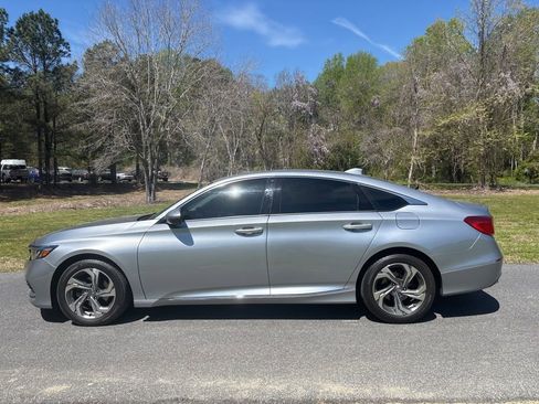 Used 2018 Honda Accord EX-L image 8
