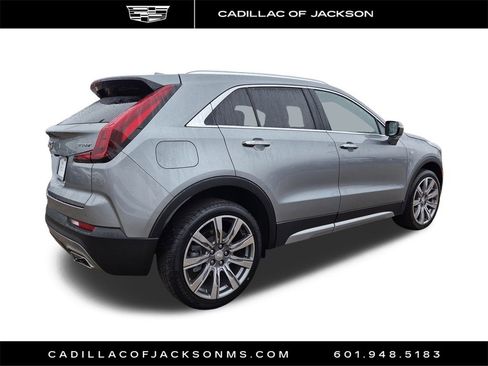 Certified 2023 Cadillac XT4 Premium Luxury image 6