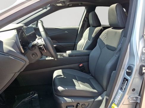 Used 2023 Lexus RX 350 Premium w/ Accessory Package AWD/4WD image 14