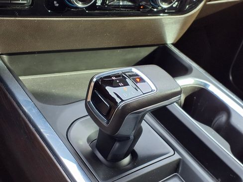 Used 2022 GMC Sierra 1500 SLT w/ SLT Premium Plus Package image 11