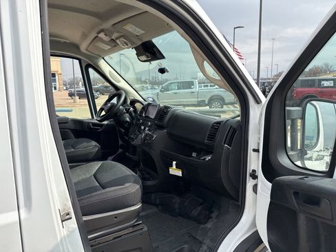 Used 2023 RAM ProMaster 2500 image 14