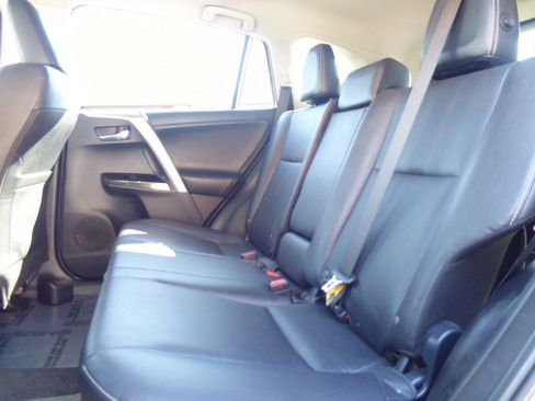 Used 2018 Toyota RAV4 Limited w/ All Weather Liner Package AWD/4WD image 17