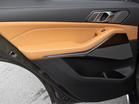 New 2026 BMW X5 xDrive50e w/ Climate Comfort Package image 16