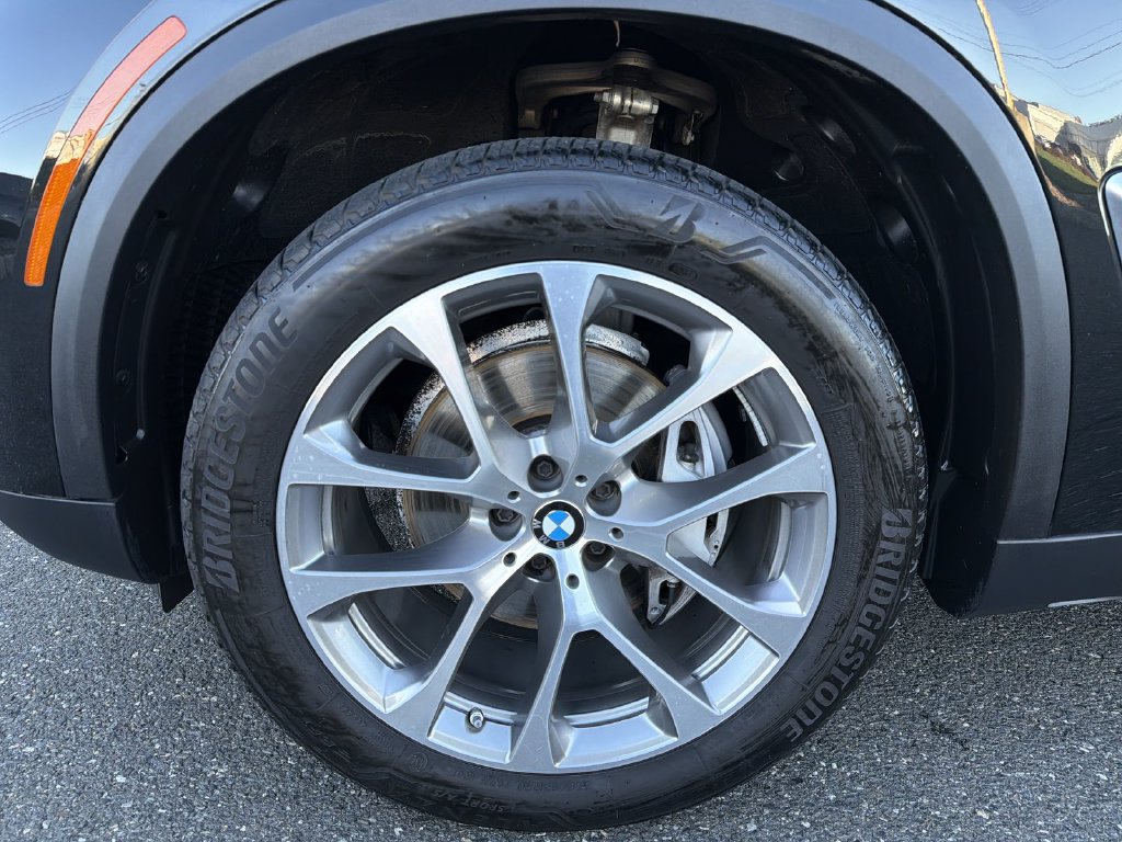 Used 2024 BMW X5 xDrive40i AWD/4WD image 16
