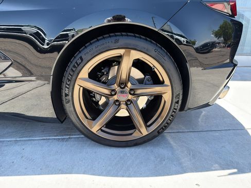 Used 2022 Chevrolet Corvette Stingray Coupe RWD image 4