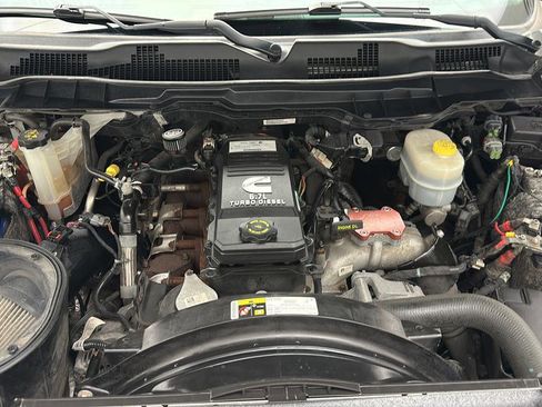 Used 2018 RAM 2500 Laramie w/ Sport Appearance Group AWD/4WD image 29