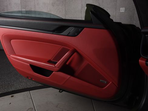 Used 2022 Porsche 911 GT3 image 25