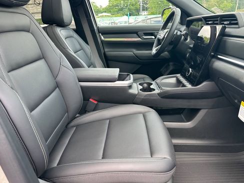 New 2026 GMC Terrain Elevation w/ Elevation Premium Package FWD image 14