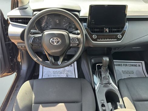 Used 2023 Toyota Corolla LE FWD image 10