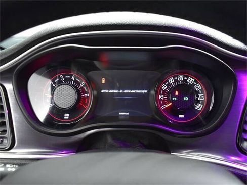 Used 2017 Dodge Challenger SXT w/ Blacktop Package image 6