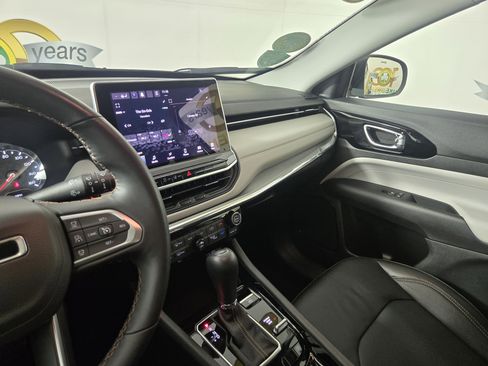 Certified 2022 Jeep Compass Limited AWD/4WD image 24