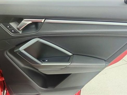 Used 2023 Audi Q3 2.0T Premium Plus w/ Premium Plus Package image 30