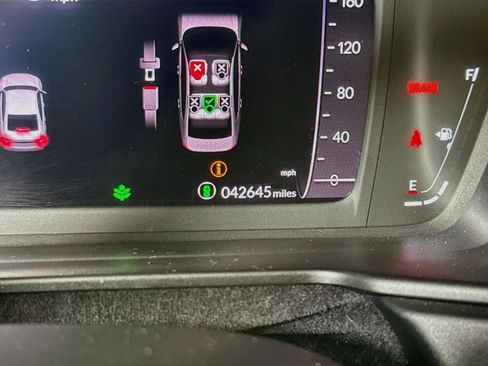 Used 2024 Honda Accord EX image 16