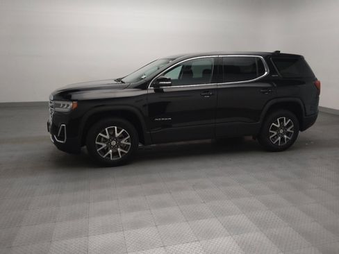 Used 2022 GMC Acadia SLE FWD image 2