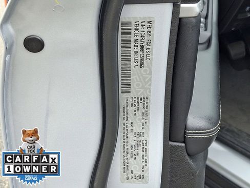 Used 2023 Jeep Grand Cherokee 4WD 4xe image 27