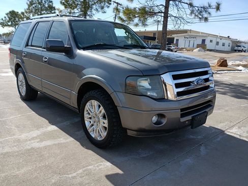 Used 2013 Ford Expedition Limited image 3