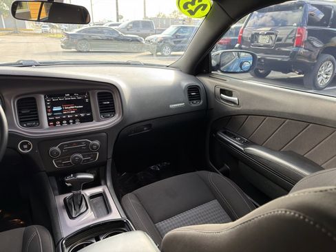 Used 2023 Dodge Charger SXT w/ Blacktop Package image 33