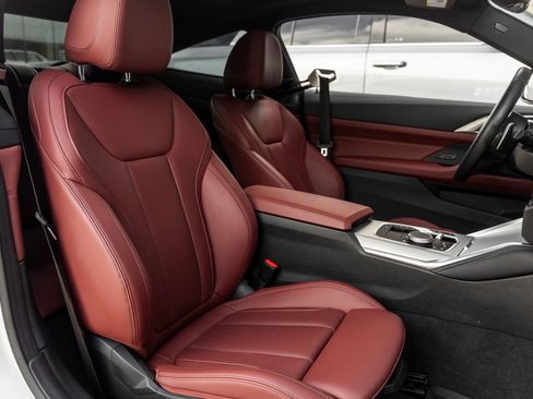 Used 2024 BMW 430i Coupe w/ M Sport Package RWD image 36