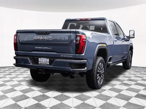 Used 2026 GMC Sierra 2500 Denali Ultimate AWD/4WD image 12