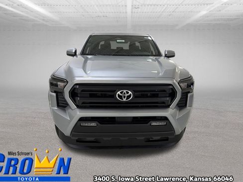 New 2026 Toyota Tacoma SR5 RWD image 2